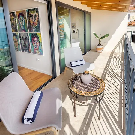 Old Town House By Real Vision Tatil Evi