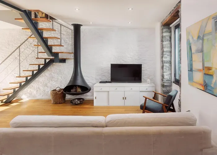 Old Town House By Real Vision 푼샬