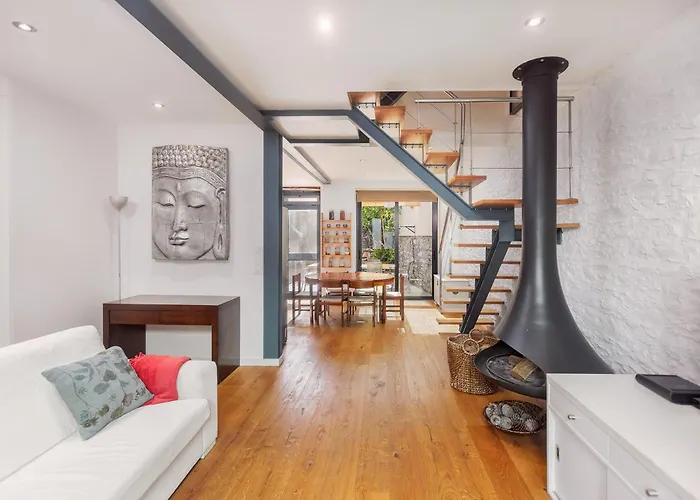 Old Town House By Real Vision * 푼샬