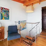 度假居 Old Town House By Real Vision *